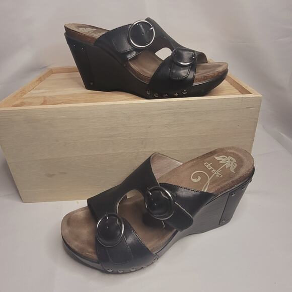 Dansko- Women's Fern Studded Wedge Leather Sandal- Black- size 38 (8) - Picture 1 of 6